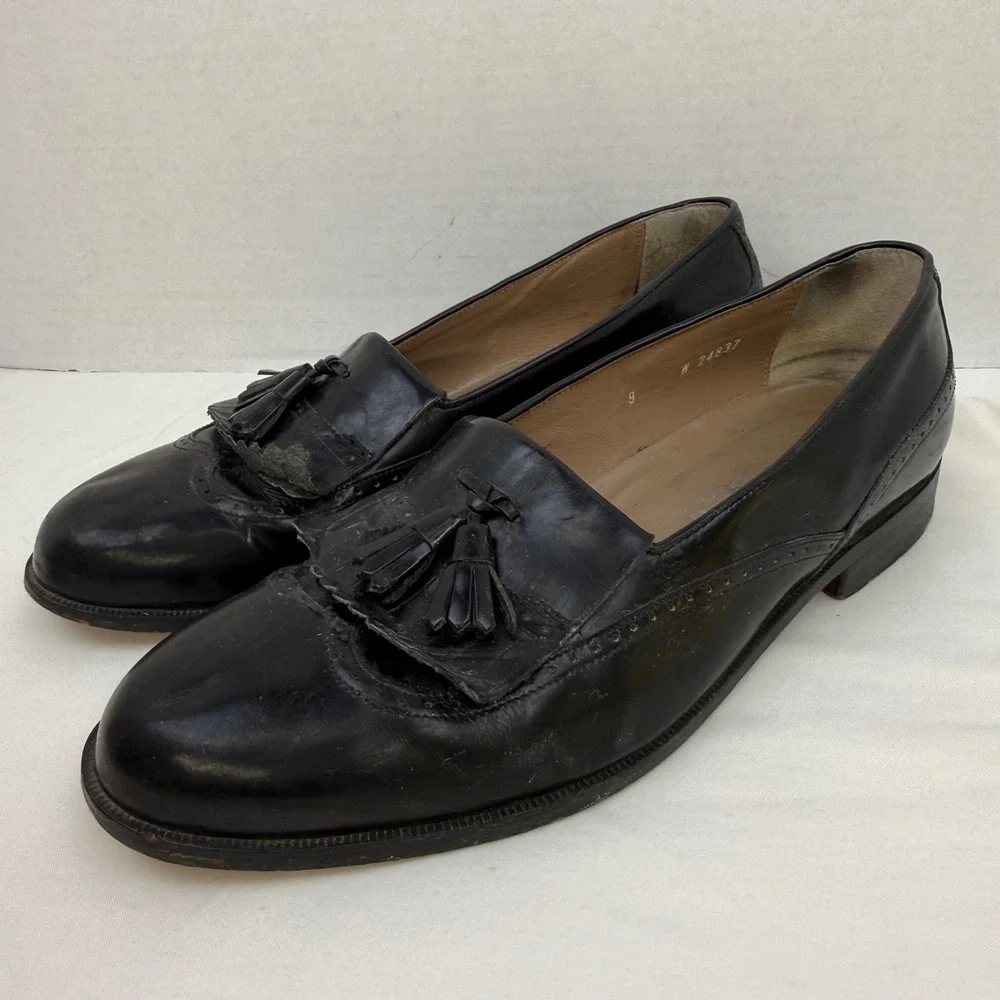 Tonian vintage bostonian